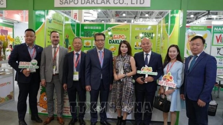 Vietnamese products promoted at international food fair in Russia